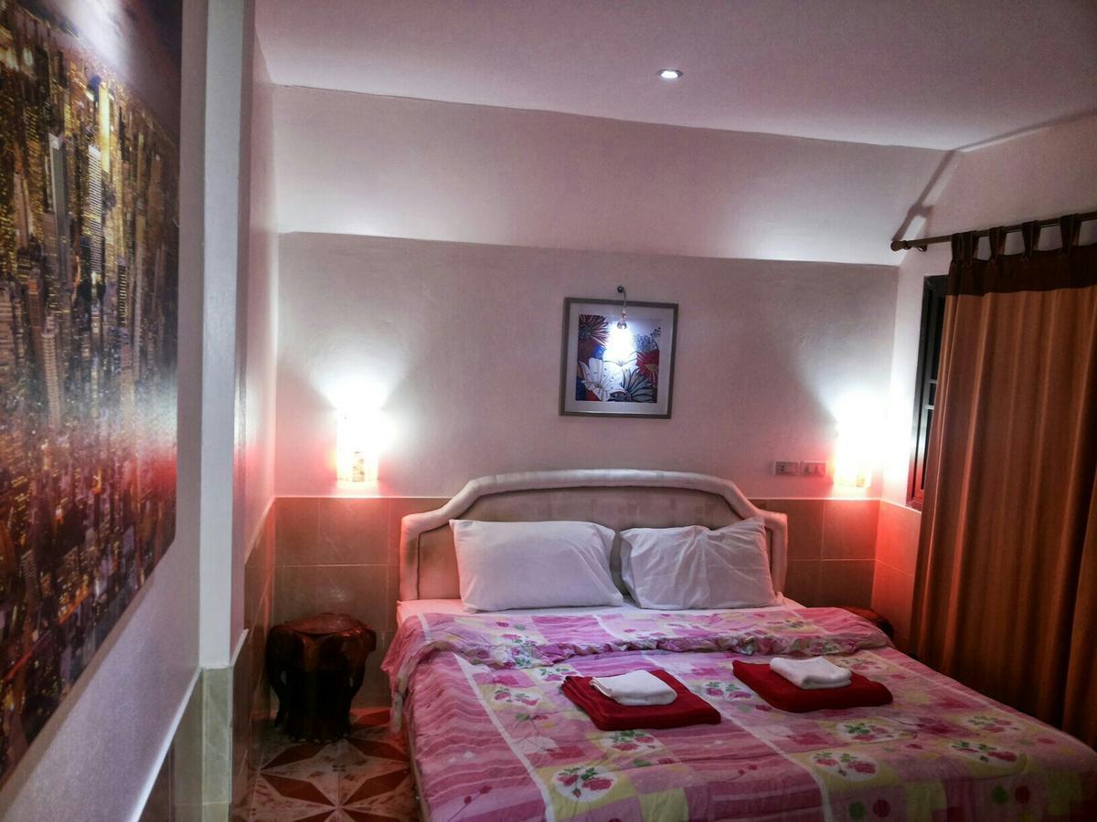 Jasmin Guest House Pattaya Exterior foto