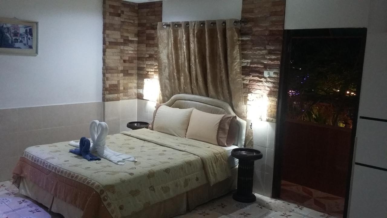 Jasmin Guest House Pattaya Exterior foto