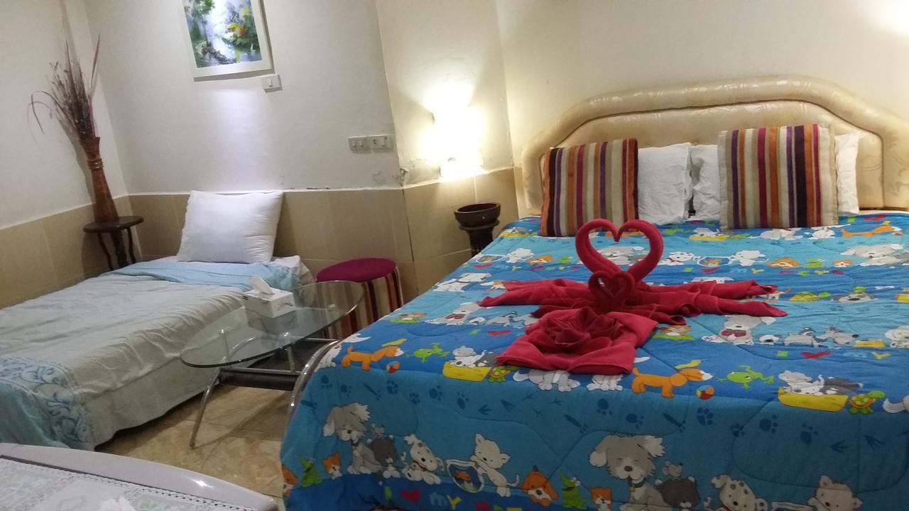 Jasmin Guest House Pattaya Exterior foto